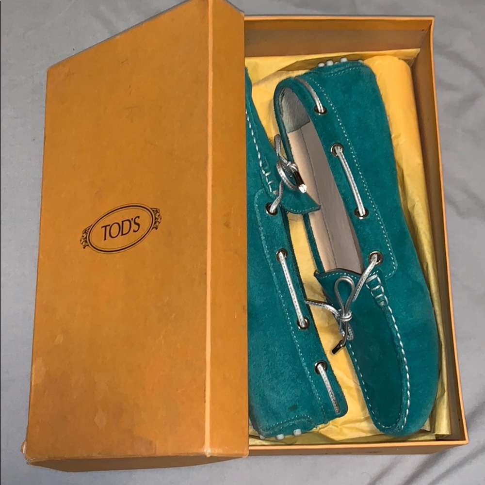 LIMITED EDITION Tod’s Gommino Driver Loafer